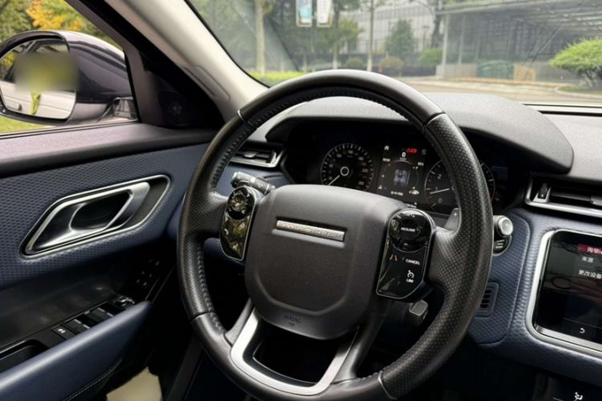 Used Land Rover Range Velar 2018 P250 S Interior 1