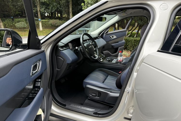 Used Land Rover Range Velar 2018 P250 S Interior 3
