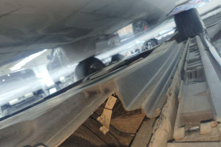 Used Land Rover Range Velar 2018 P380 R-DYNAMIC SE Left Side Sill