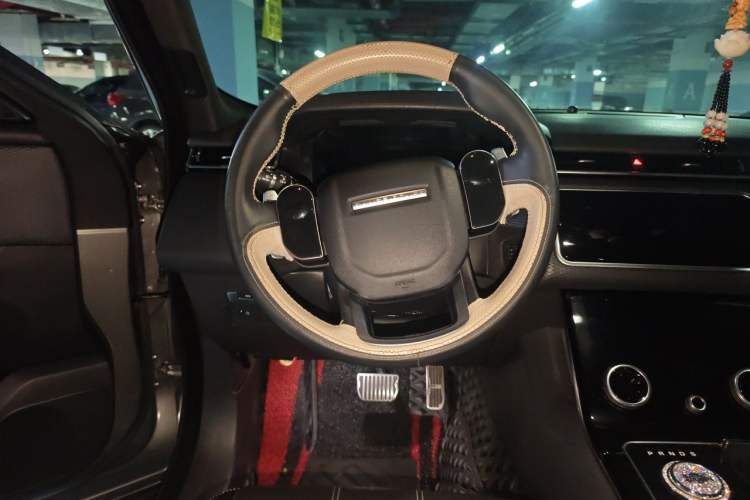Used Land Rover Range Velar 2018 P300 S Steering Wheel