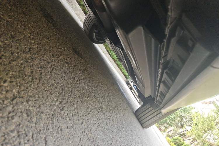 Used Land Rover Range Velar 2018 P250 S Chassis Front Left