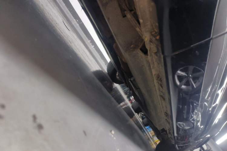 Used Land Rover Range Velar 2018 P380 R-DYNAMIC SE Chassis Front Left