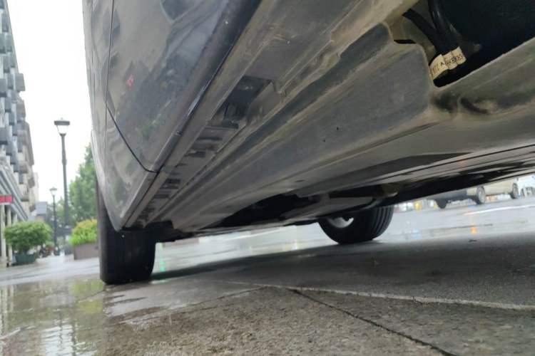 Used Land Rover Range Velar 2018 P300 S Chassis Rear Left