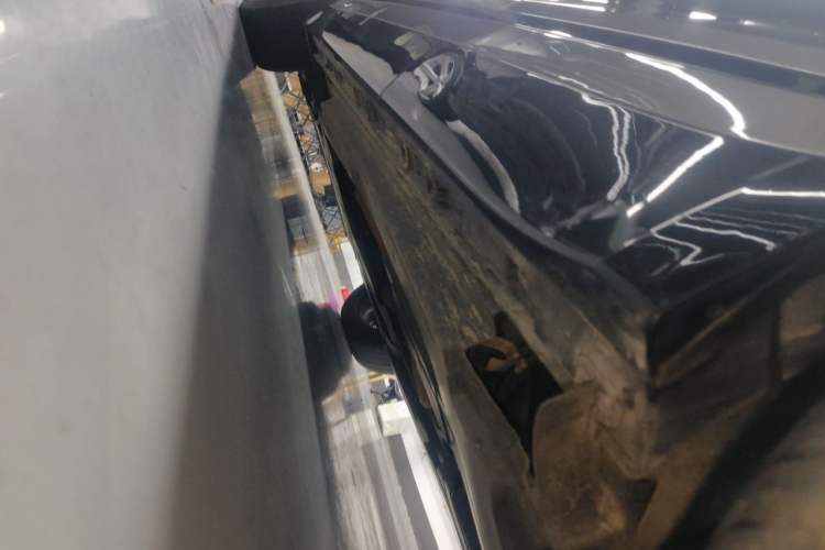 Used Land Rover Range Velar 2018 P380 R-DYNAMIC SE Chassis Rear Left