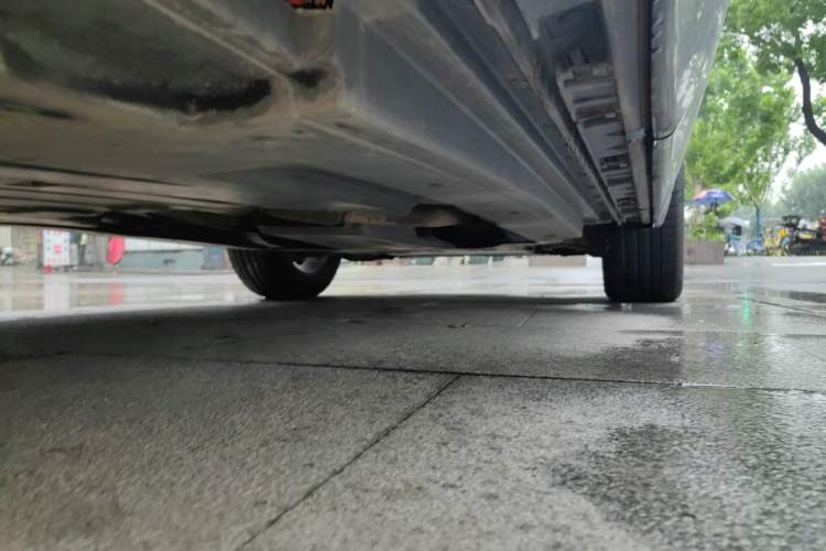 Used Land Rover Range Velar 2018 P300 S Chassis Rear Right