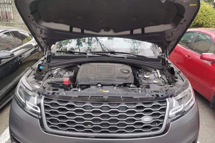 Used Land Rover Range Velar 2018 P300 R-DYNAMIC S Engine Bay