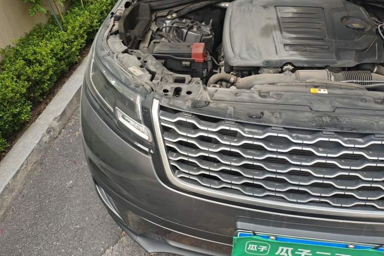 Used Land Rover Range Velar 2018 P250 S Engine Bay Right