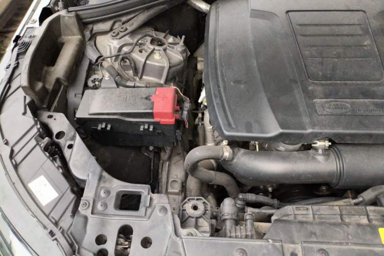 Used Land Rover Range Velar 2018 P250 S Engine Bay Right