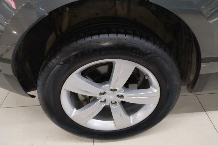 Used Land Rover Range Velar 2018 P380 S Exterior 5
