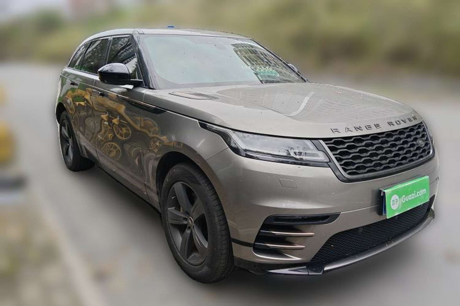 Used Land Rover Range Velar 2018 P300 S Front Right 45 Deg