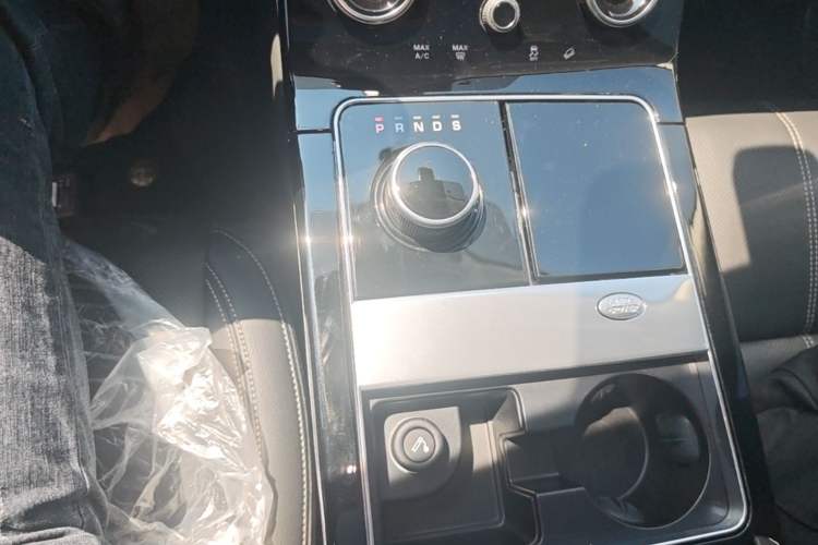 Used Land Rover Range Velar 2018 P380 S Gear Lever