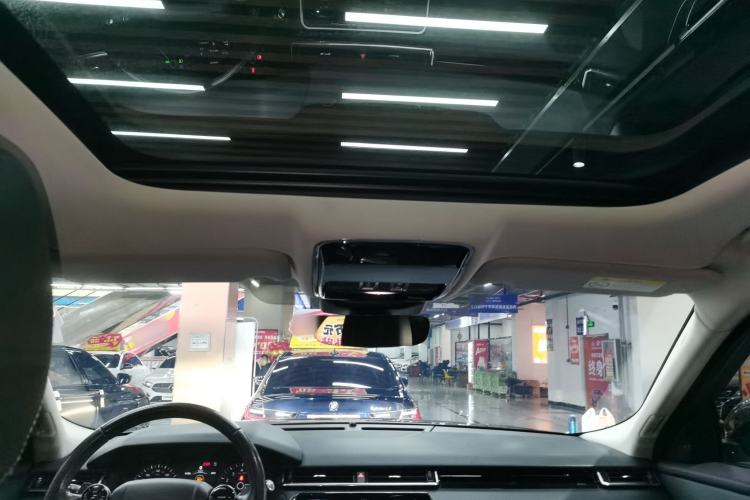 Used Land Rover Range Velar 2018 P250 S Headliner