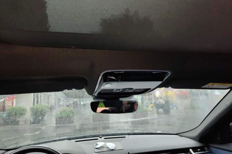 Used Land Rover Range Velar 2018 P300 S Headliner