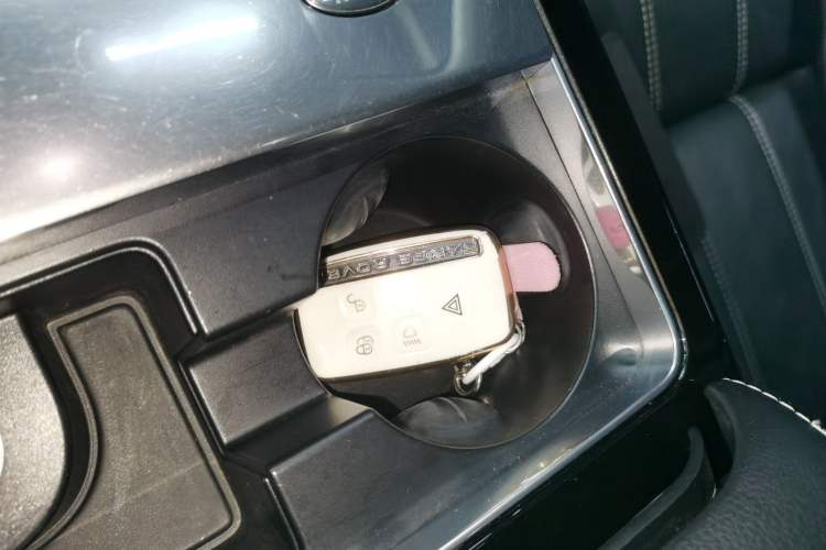 Used Land Rover Range Velar 2018 P250 S Interior 1