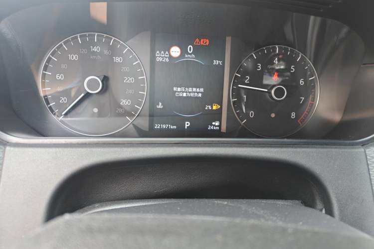 Used Land Rover Range Velar 2018 P250 S Odometer Close Up