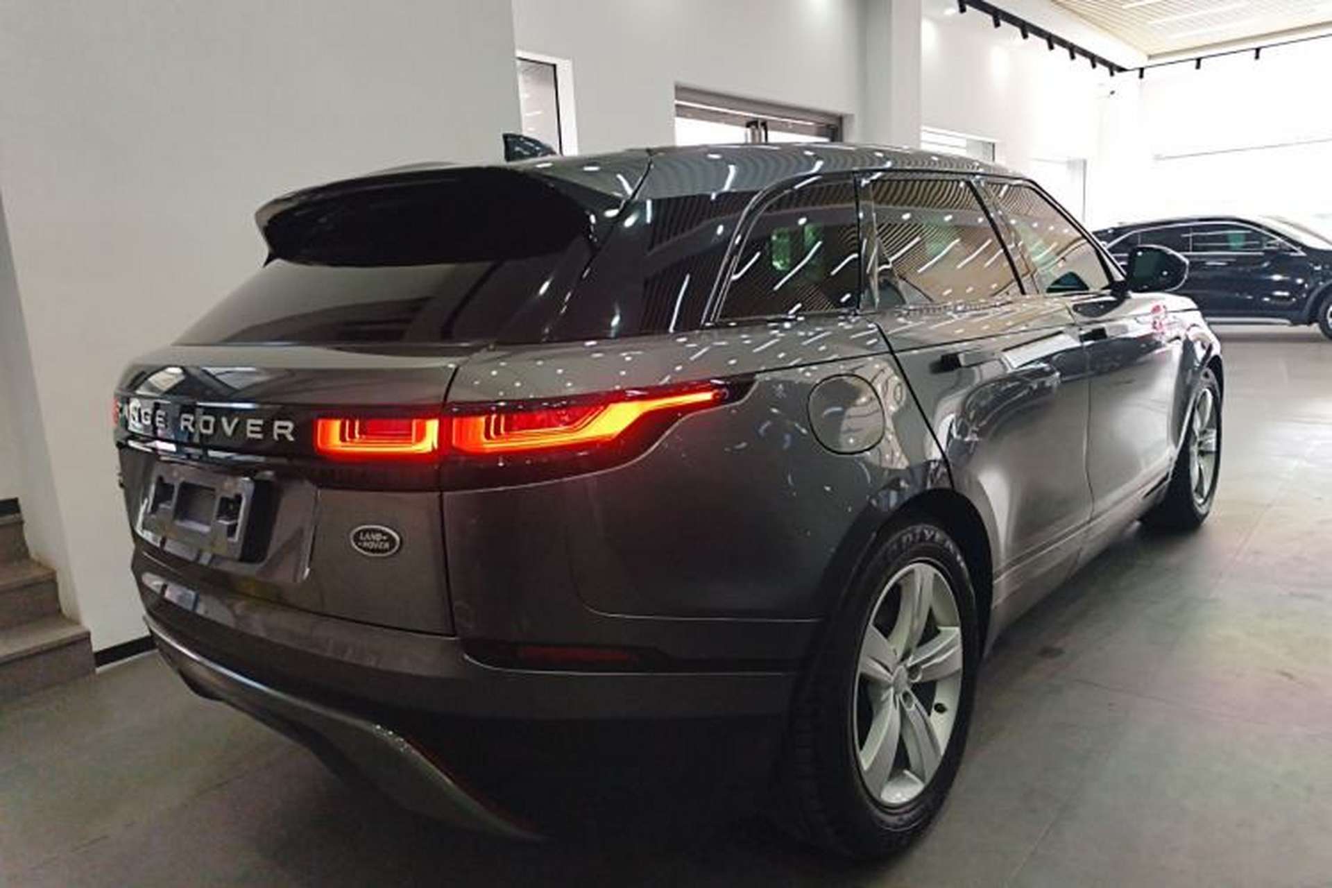 Used Land Rover Range Velar 2018 P380 S Rear Right 45 Deg