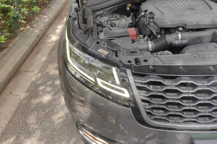 Used Land Rover Range Velar 2018 P380 R-DYNAMIC SE Right Front Headlight