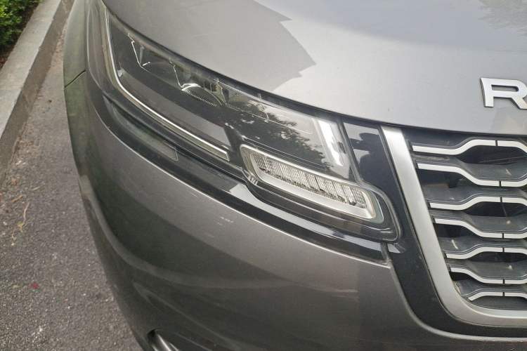 Used Land Rover Range Velar 2018 P250 S Right Front Headlight