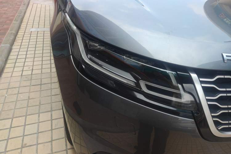 Used Land Rover Range Velar 2018 P250 S Right Front Headlight