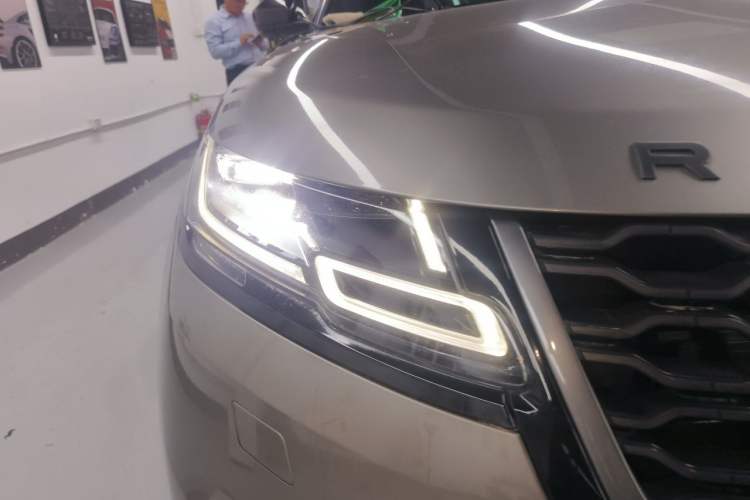 Used Land Rover Range Velar 2018 P380 R-DYNAMIC SE Right Front Headlight