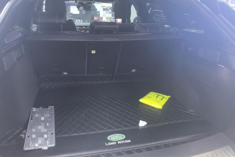 Used Land Rover Range Velar 2018 P380 R-DYNAMIC SE Trunk