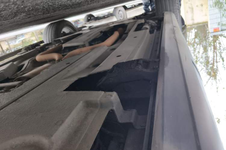 Used Land Rover Range Velar 2018 P380 S Chassis Rear Left