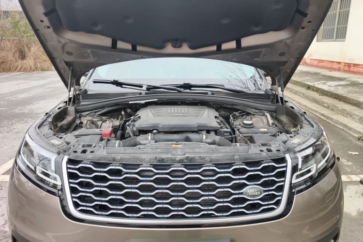 Used Land Rover Range Velar 2018 P380 S Engine Bay