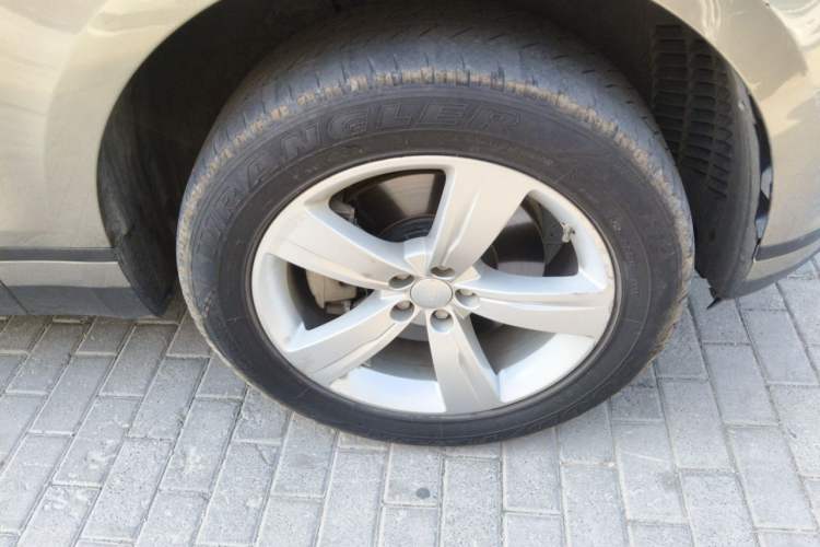 Used Land Rover Range Velar 2018 P380 S Right Front Wheel Hub