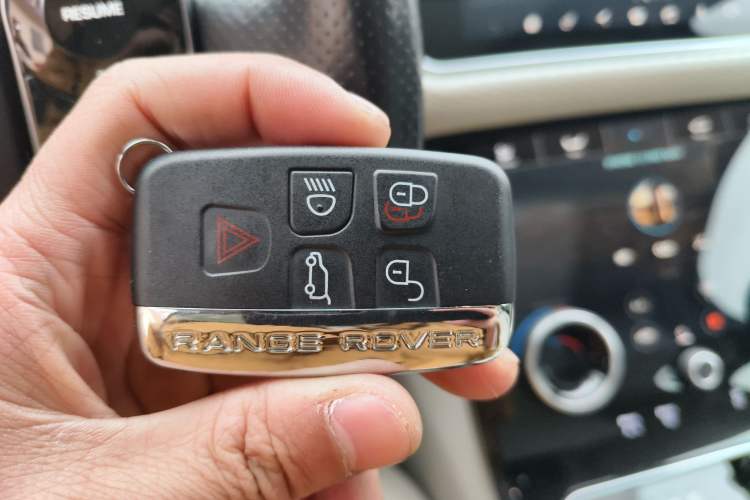 Used Land Rover Range Velar 2018 P380 S Vehicle Key