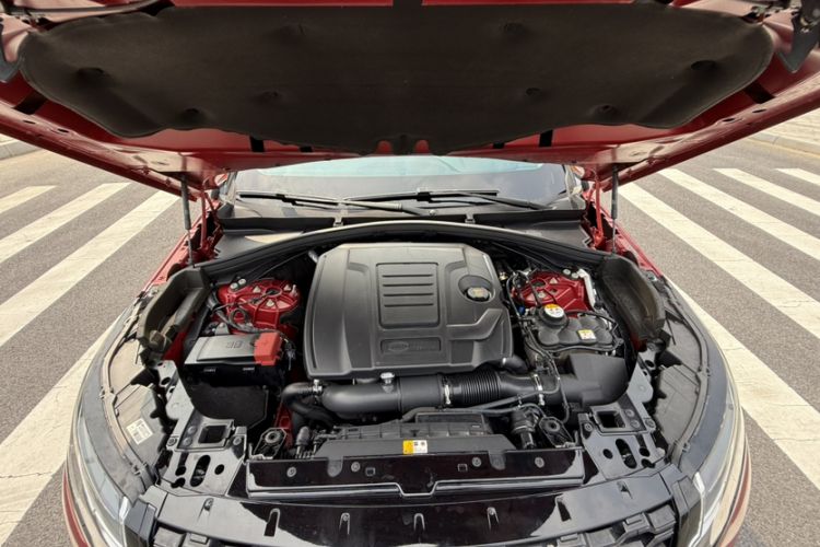 Used Land Rover Range Velar 2018 P250 S Engine Bay