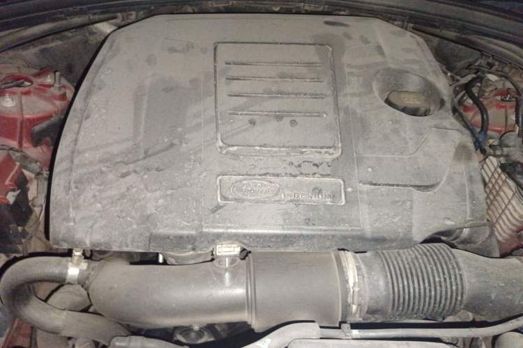 Used Land Rover Range Velar 2018 P250 S Engine Bay