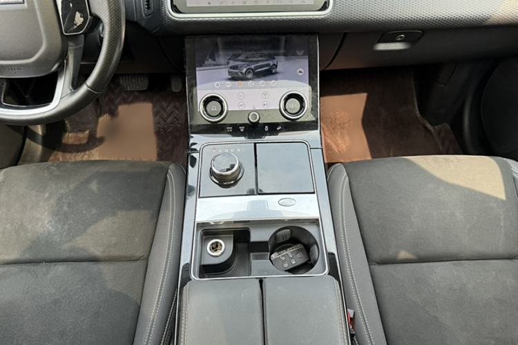 Used Land Rover Range Velar 2018 P250 S Interior 4
