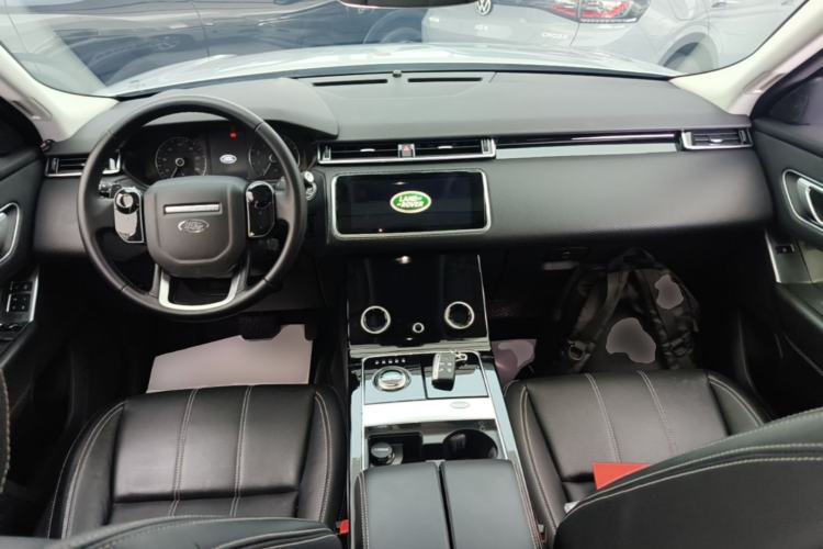 Used Land Rover Range Velar 2018 P300 S Center Console