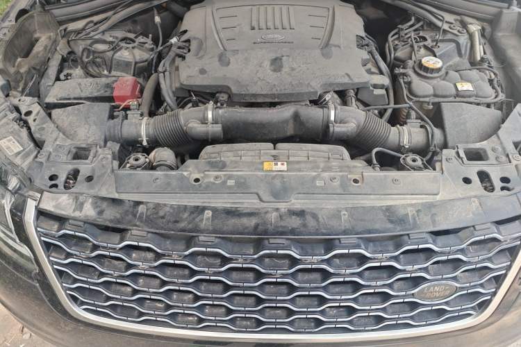 Used Land Rover Range Velar 2018 P380 S Engine Bay