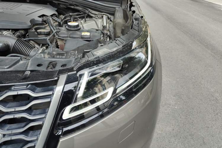 Used Land Rover Range Velar 2018 P380 R-DYNAMIC SE Engine Bay Left