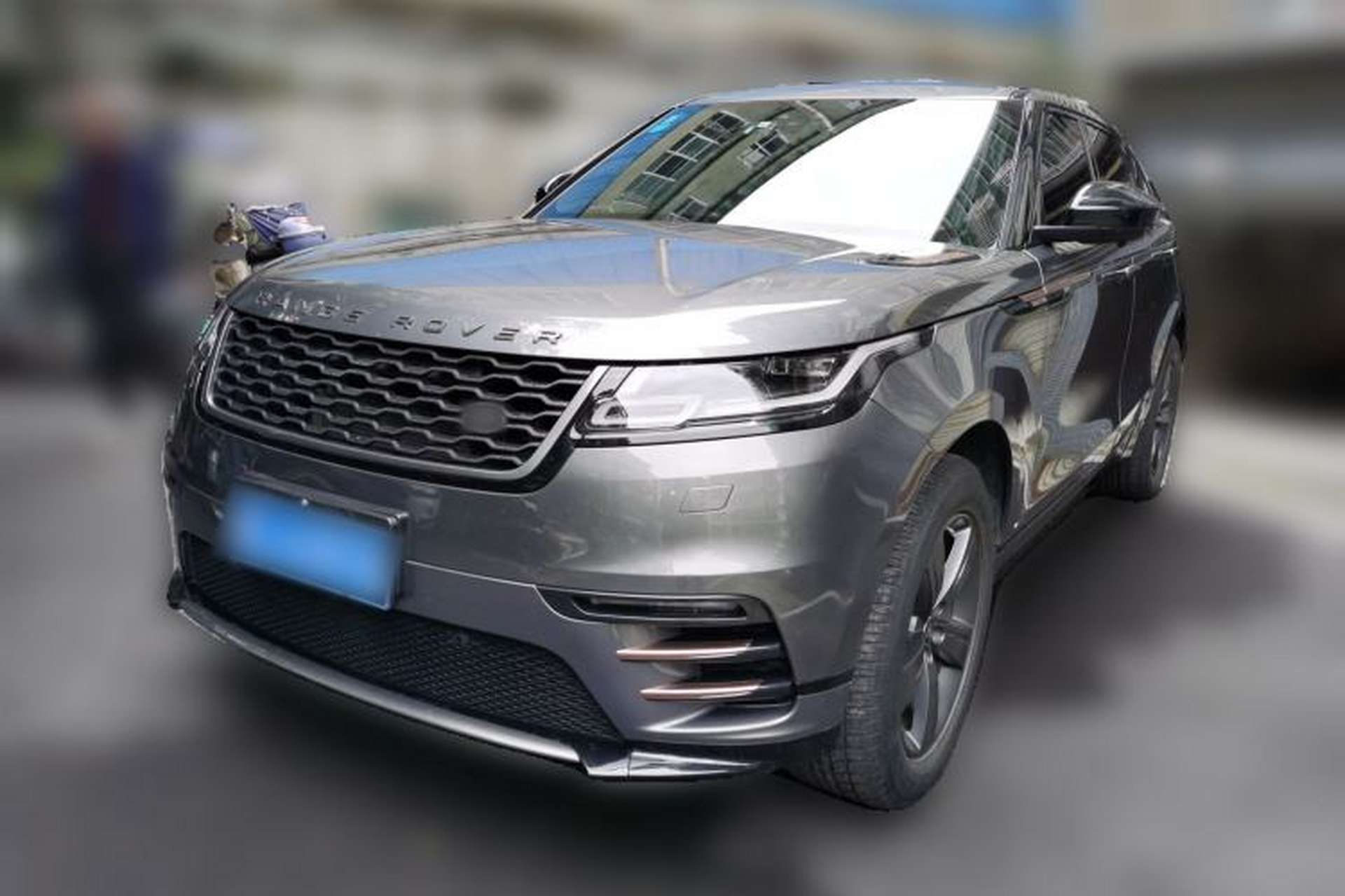 Used Land Rover Range Velar 2018 P300 R-DYNAMIC S Front Left 45 Deg