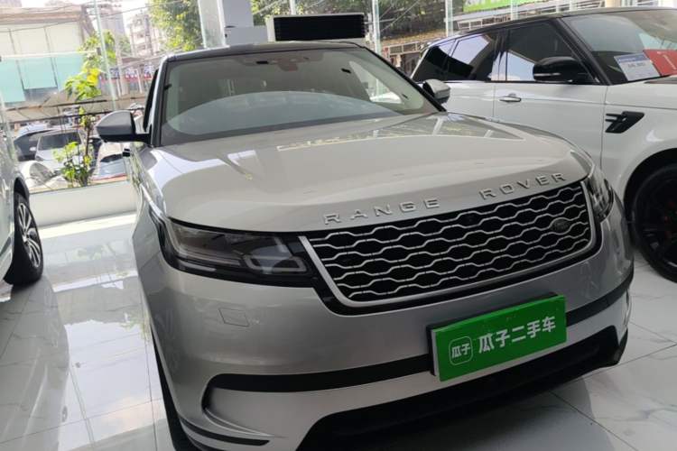 Used Land Rover Range Velar 2018 P300 S Front Right 45 Deg