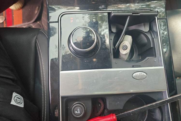 Used Land Rover Range Velar 2018 P380 S Gear Lever