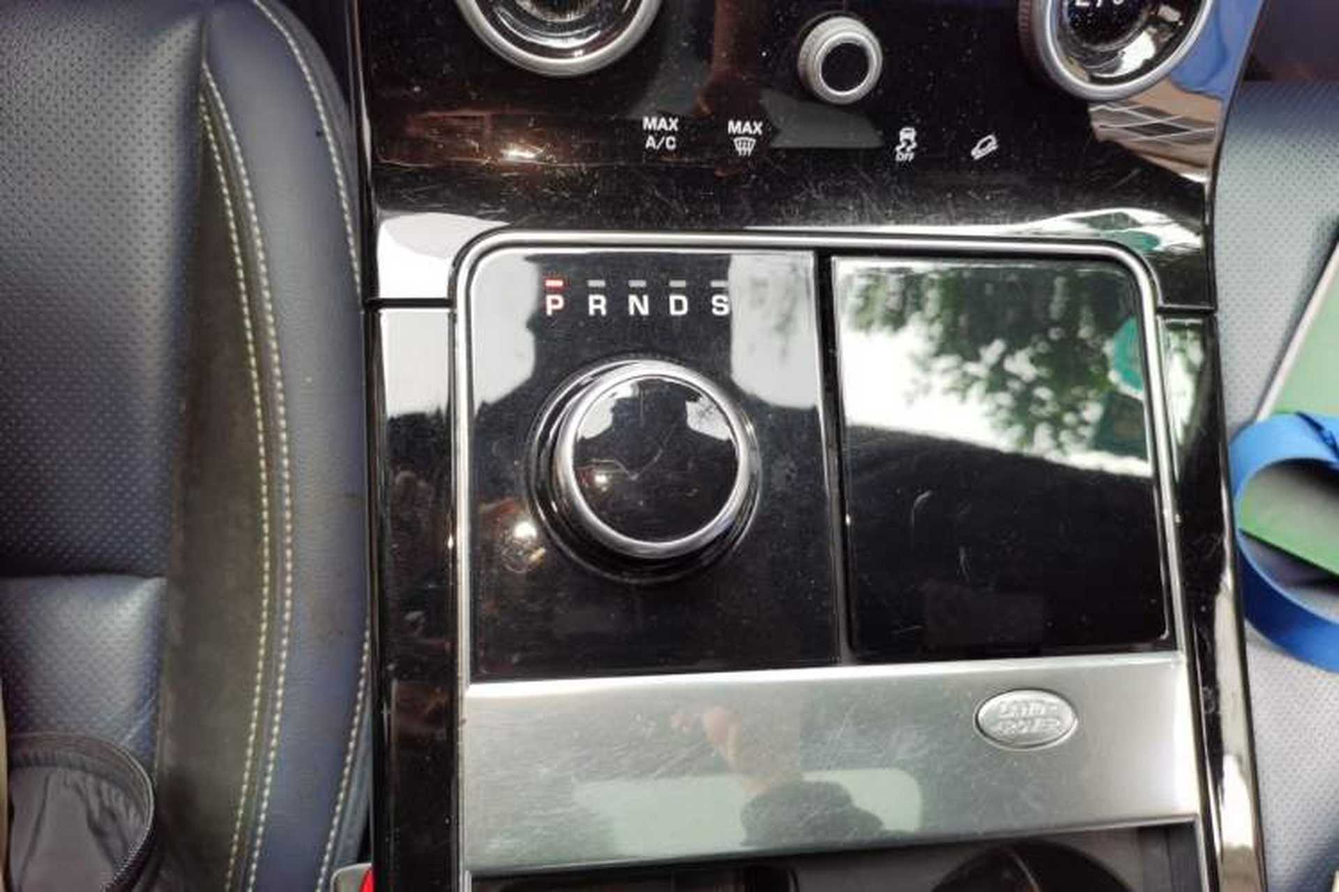 Used Land Rover Range Velar 2018 P300 R-DYNAMIC S Gear Lever