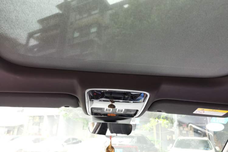 Used Land Rover Range Velar 2018 P300 R-DYNAMIC S Headliner