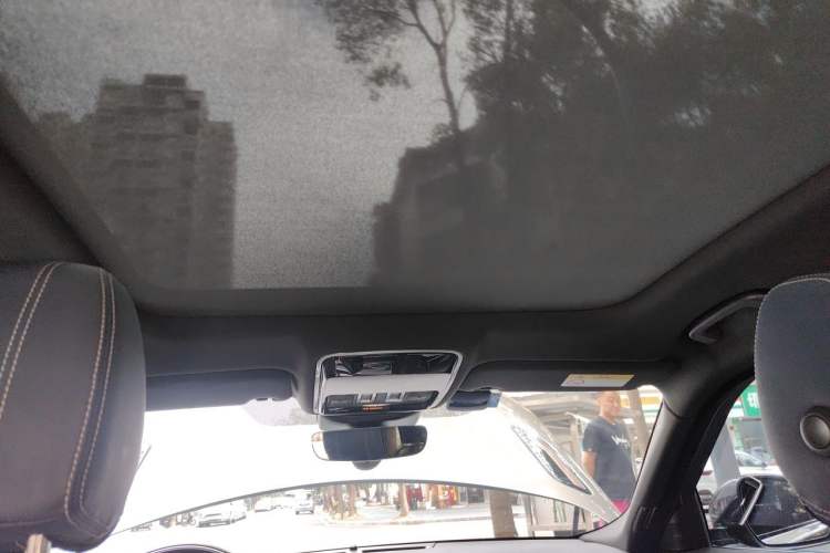 Used Land Rover Range Velar 2018 P380 R-DYNAMIC SE Headliner