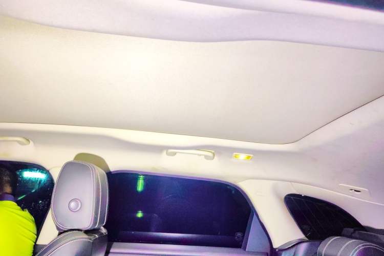 Used Land Rover Range Velar 2018 P250 S Headliner