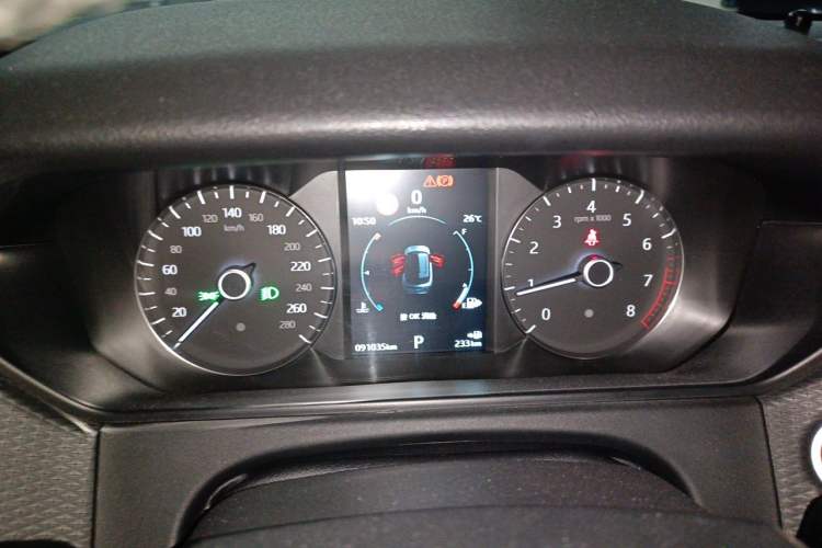 Used Land Rover Range Velar 2018 P250 S Instrument Cluster