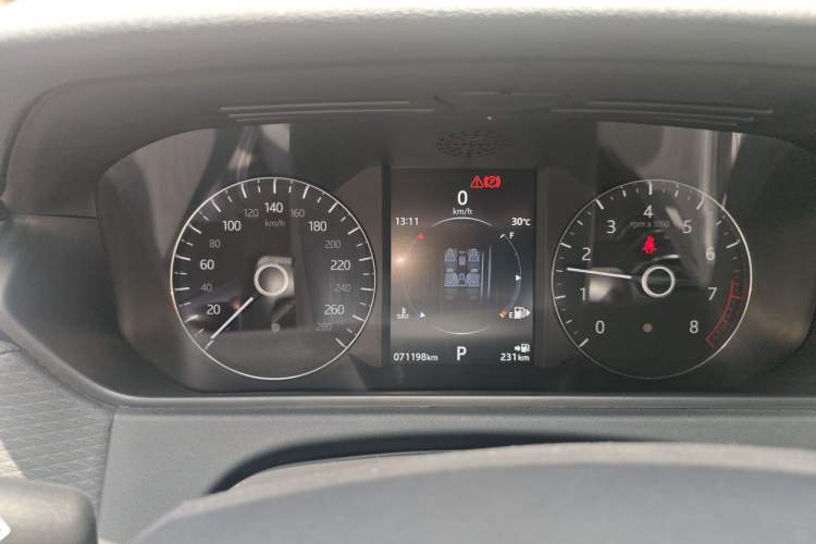 Used Land Rover Range Velar 2018 P300 S Instrument Cluster
