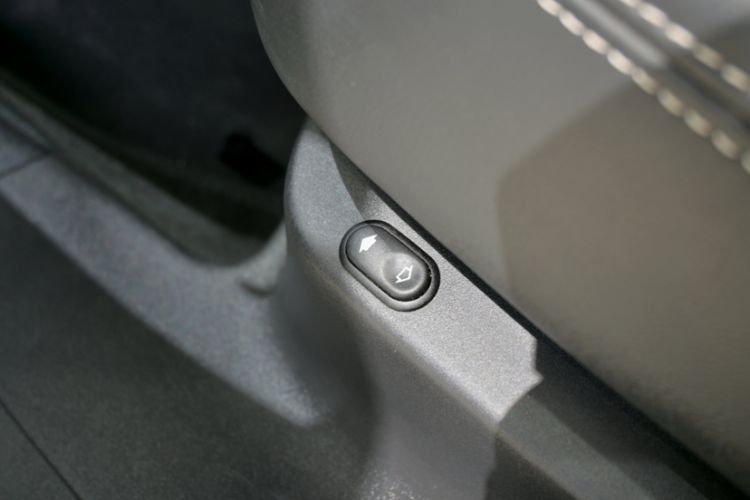 Used Land Rover Range Velar 2018 P250 S Interior 2