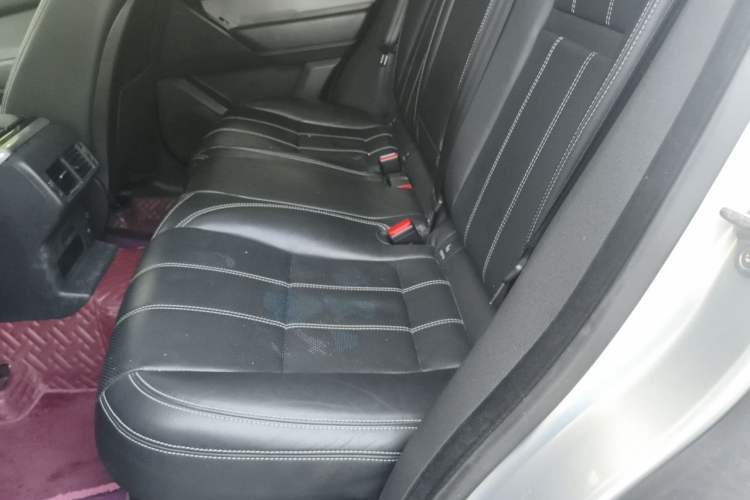 Used Land Rover Range Velar 2018 P380 S Left Rear Seat
