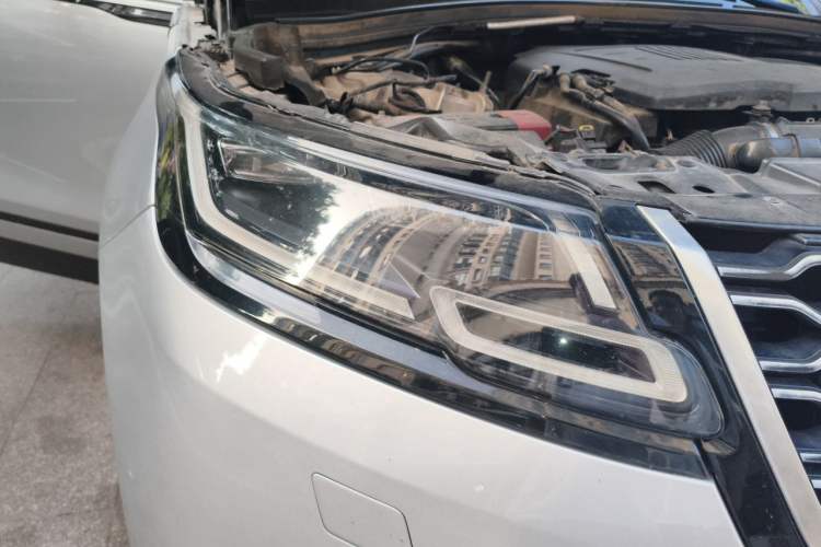 Used Land Rover Range Velar 2018 P380 S Right Front Headlight