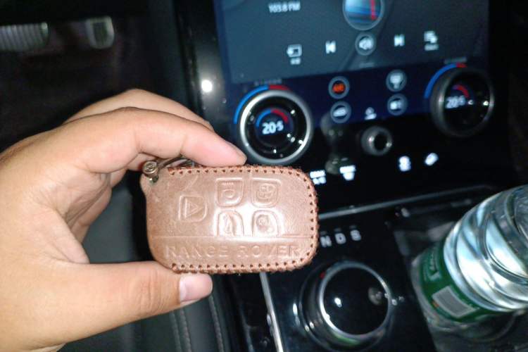 Used Land Rover Range Velar 2018 P250 S Vehicle Key