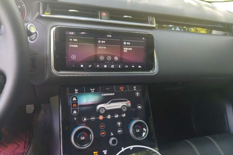 Used Land Rover Range Velar 2018 P380 S Audio And AC Panel
