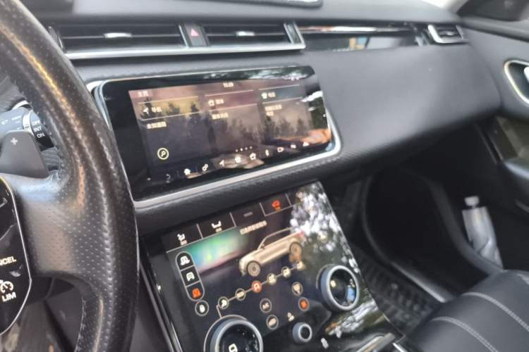 Used Land Rover Range Velar 2018 P380 S Audio And AC Panel
